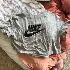 Nike Gray Short Sleeve Tee Casual Style